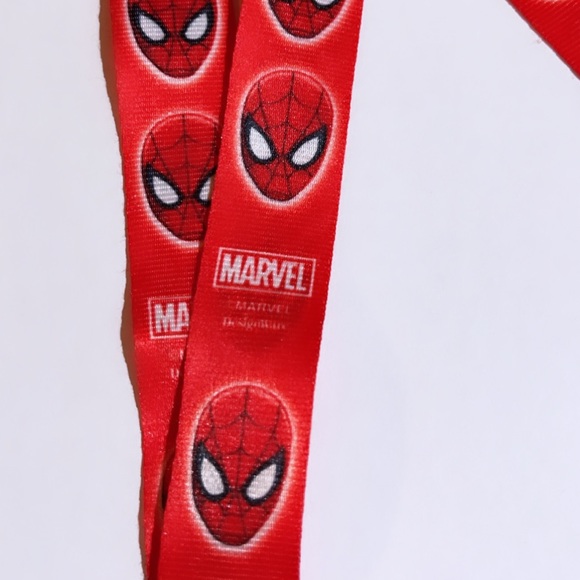 MARVEL SPIDERMAN LANYARD WITH CLIP - Picture 2 of 6